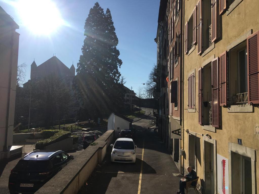 Parking Voiture & Appartement 2Pcs Lausanne Centre Exterior foto